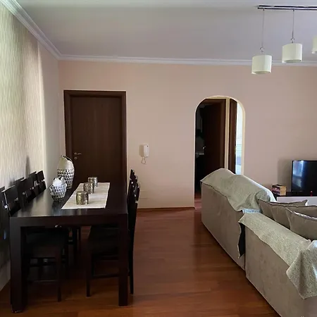Mollys2apartment * Pogradec