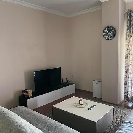 Mollys2apartment פוגרדץ