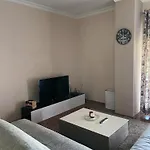 Mollys2apartment Πόγραδετς